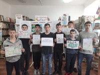 В школьной библиотеке почтили память, погибших в Донбассе